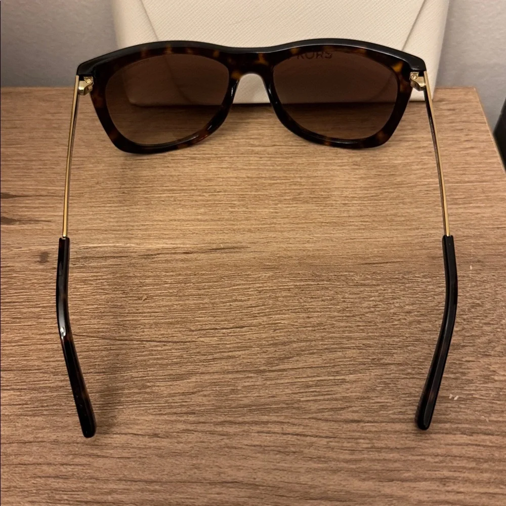 Michael Kors sunglasses. - Picture 3 of 4